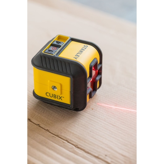 STANLEY Cubix™ Krysslinjelaser, rød